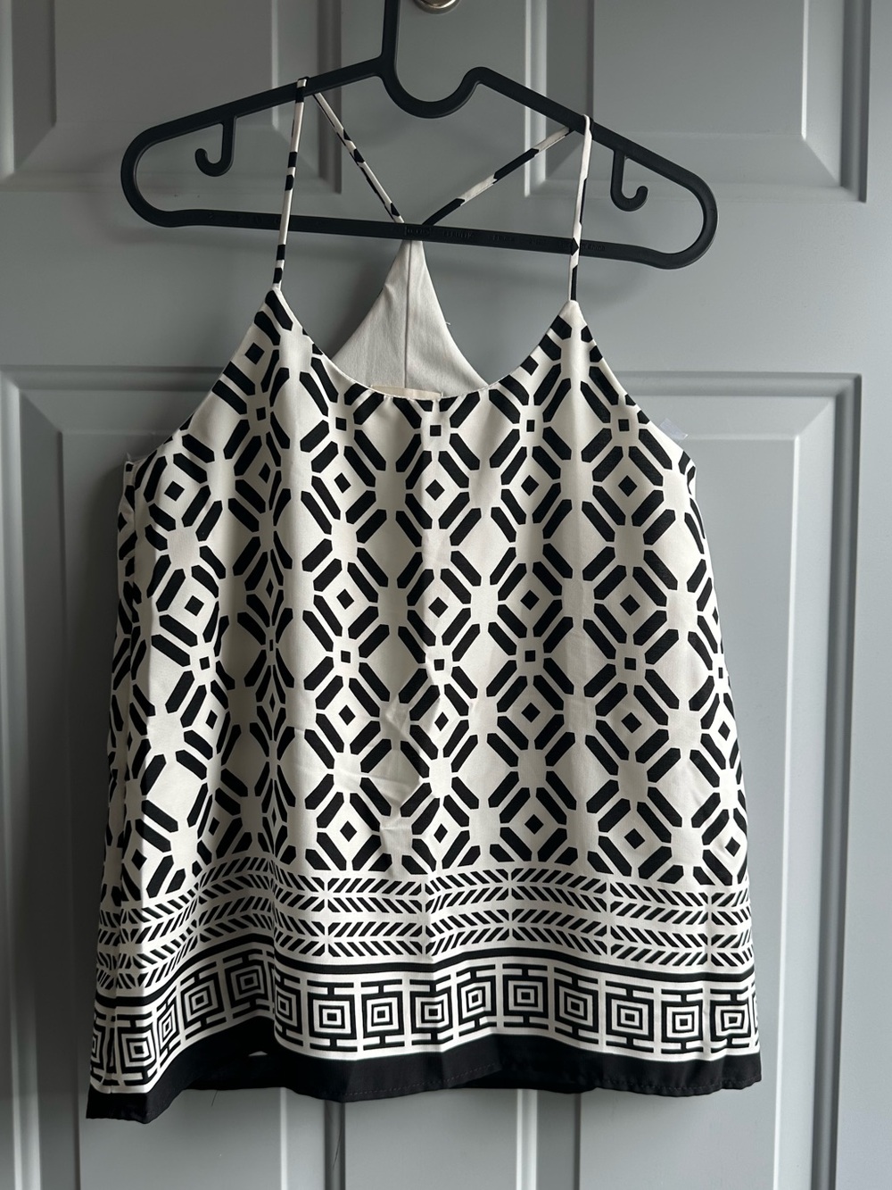 Everly Black & White Geometric Cami